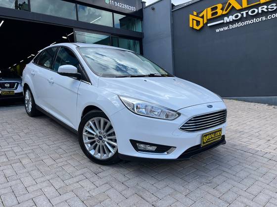 FORD FOCUS 2.0 TITANIUM PLUS SEDAN 16V FLEX 4P POWERSHIFT FORD FOCUS 2.0 TITANIUM PLUS SEDAN 16V FLEX 4P POWERSHIFT
